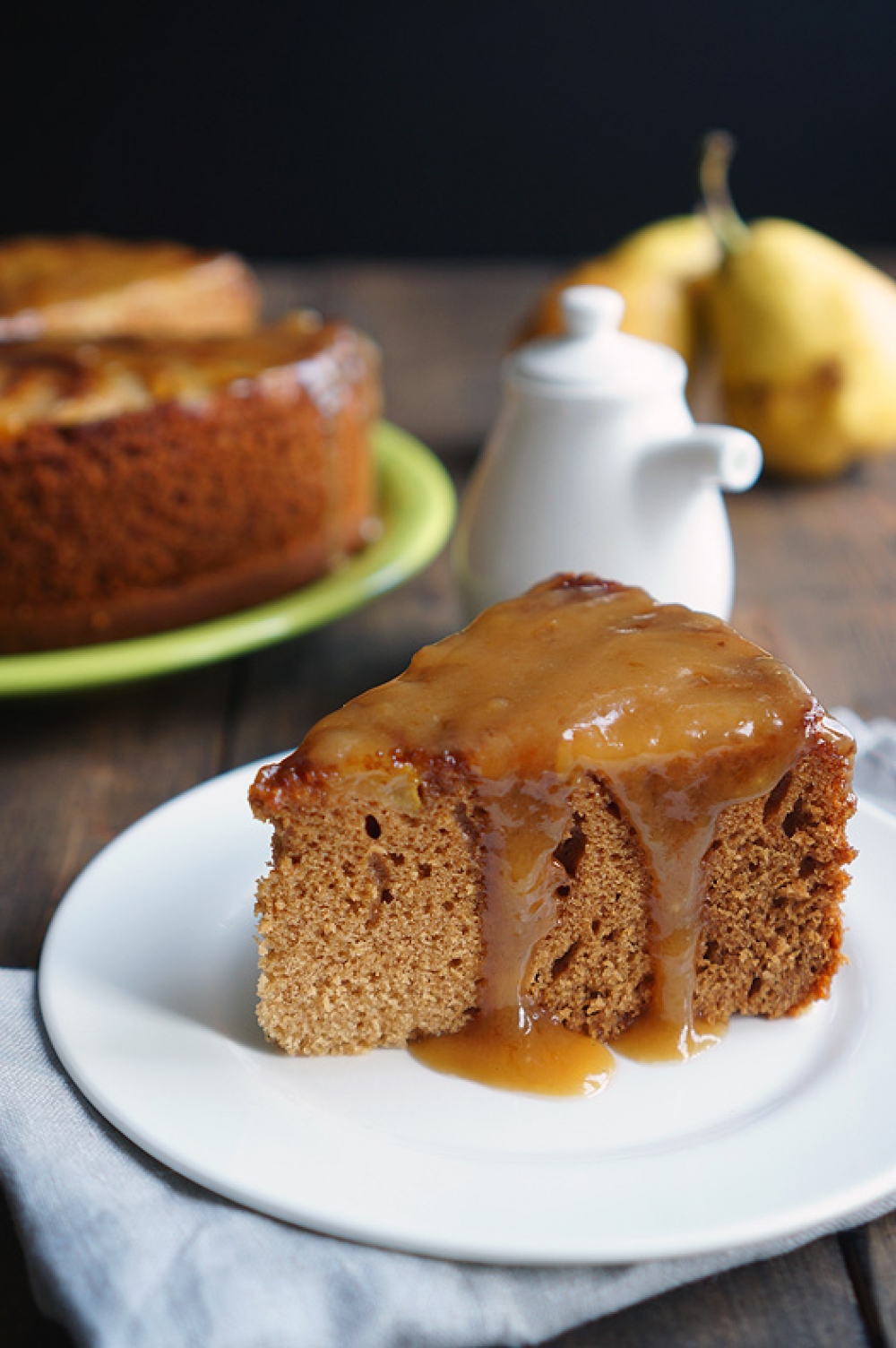 Pear and Ginger Cake with Honey